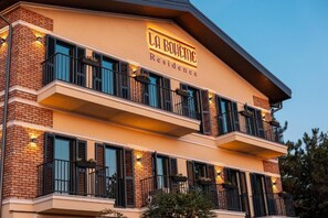 Exterior detail - La Boheme Corbeanca - Therme partner (Ostratu)