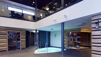 Bungalow | Pool | Outdoor pool
