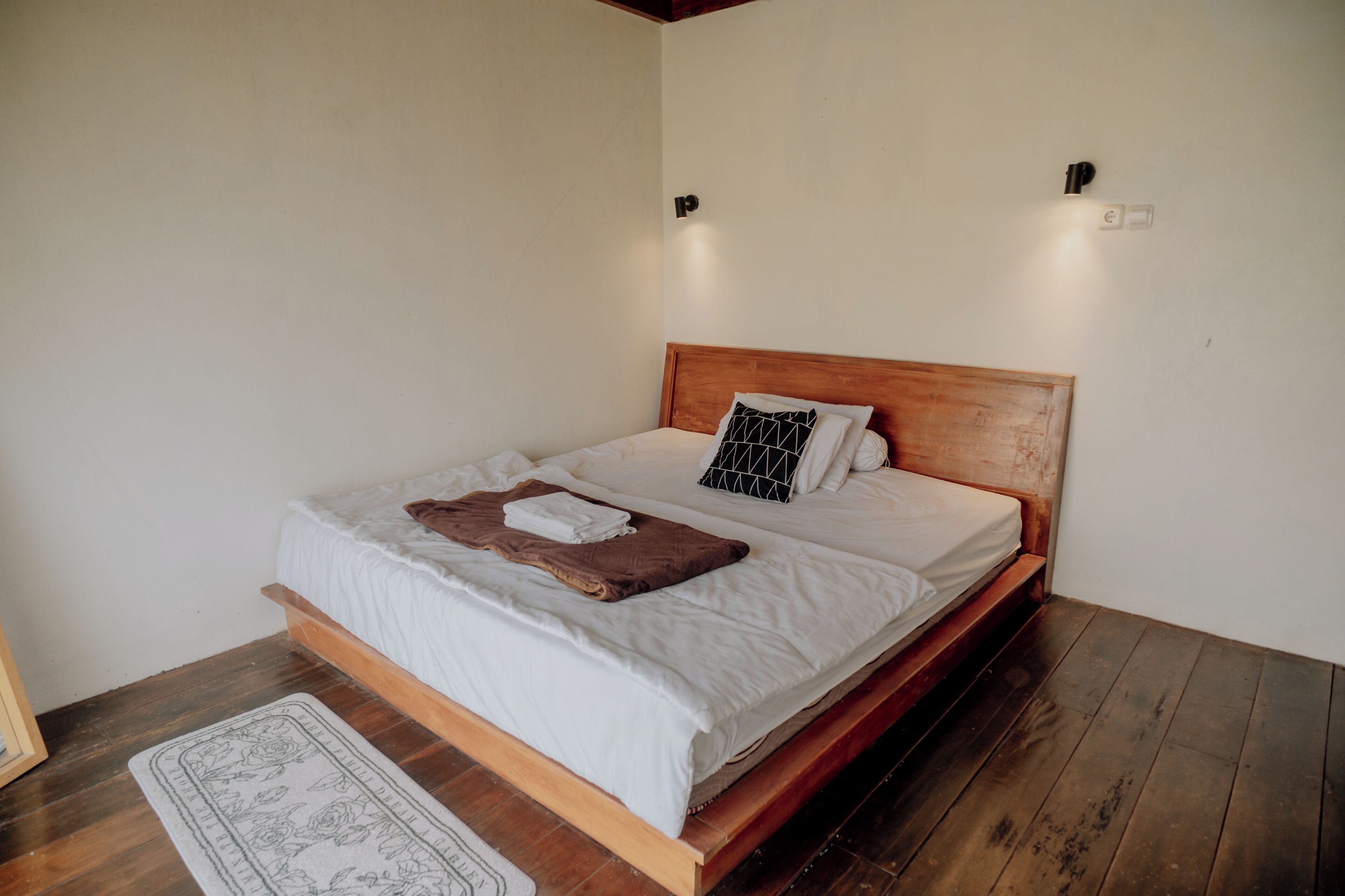 Habitación familiar, vista a la montaña | Escritorio y wifi gratis 