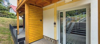 Gemütliches Appartement mit Terrasse | Parkplatz | Sowie Skały
