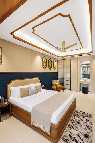 Giri Penthouse 2BHK by ELIVAAS Signature