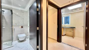 Laptop workspace, blackout curtains, free WiFi, bed sheets