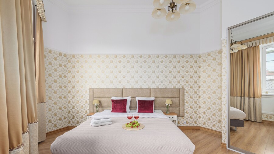 Lumina 3-room Apart near Old Town