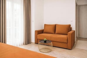 Living area - Guest House Fjola : Family Studio (Donji Štoj)
