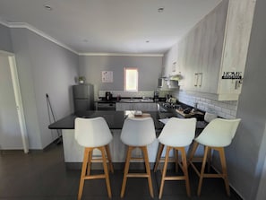 Private kitchen - Charming 3-Bedroom House Rental in White River, South Africa (White River)