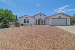Exterior - Extended Desert Pool House! Home Outside ABQ (Rio Rancho)