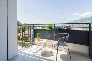 Apartment, Balkon, Bergblick | Ausblick vom Zimmer