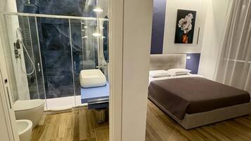 Family Quadruple Room, Non Smoking, Balcony | Minibar, blackout drapes, soundproofing, WiFi (free)
