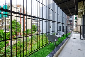 Ảnh chưa phân loại, 4 trong số 84 ảnh, nút