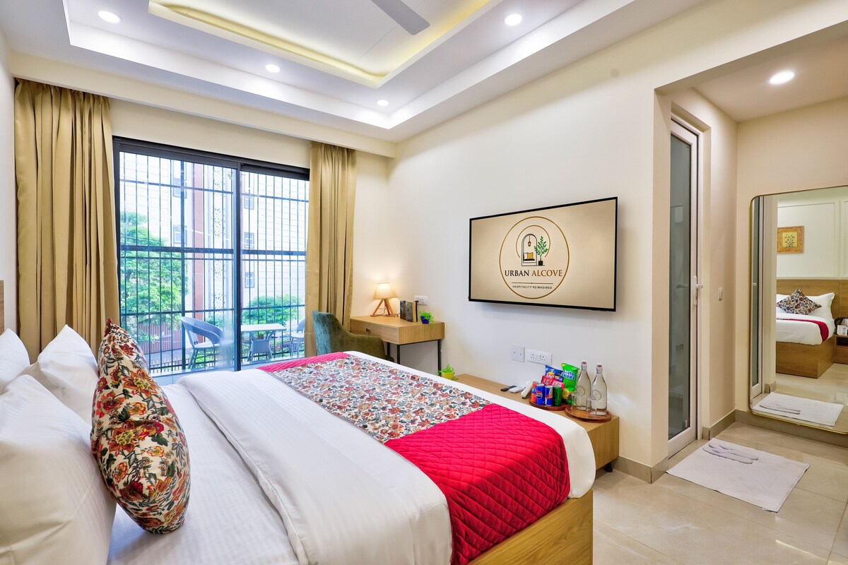 Studio Suite | Peralatan tempat tidur premium, peti besi dalam bilik, meja 