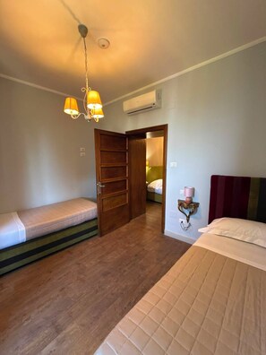 Room - Vrbo Property (Montefalco)