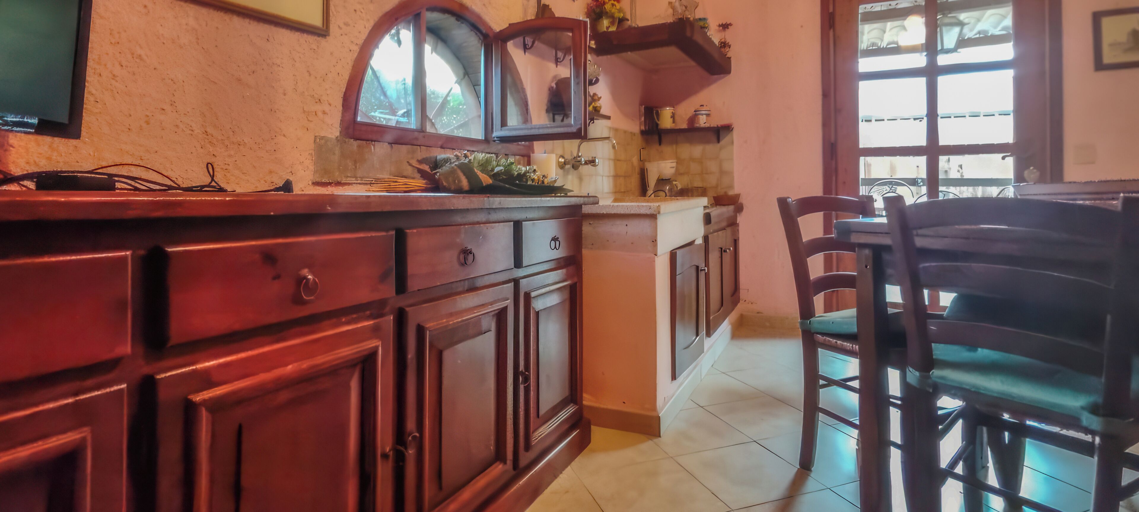 House, Patio, Garden View | Private kitchenette