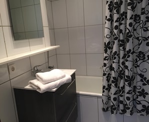 Bungalow | Bathroom - Graceful Apartment in Nature (Parc Hosingen)
