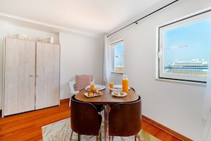 Dining - Prime Alfama Apartment with Tagus River Views (Lisbon)