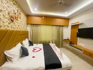 Premium Room, Garden View | WiFi (free) - Hotel Paradise Inn Cafe & Restro (Udaipur)