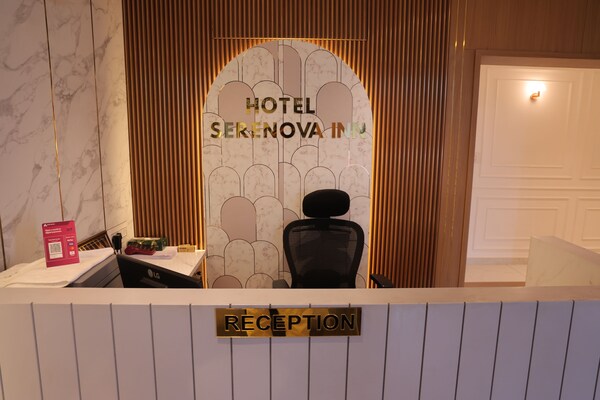 Hotel Serenova Inn - Sagwara