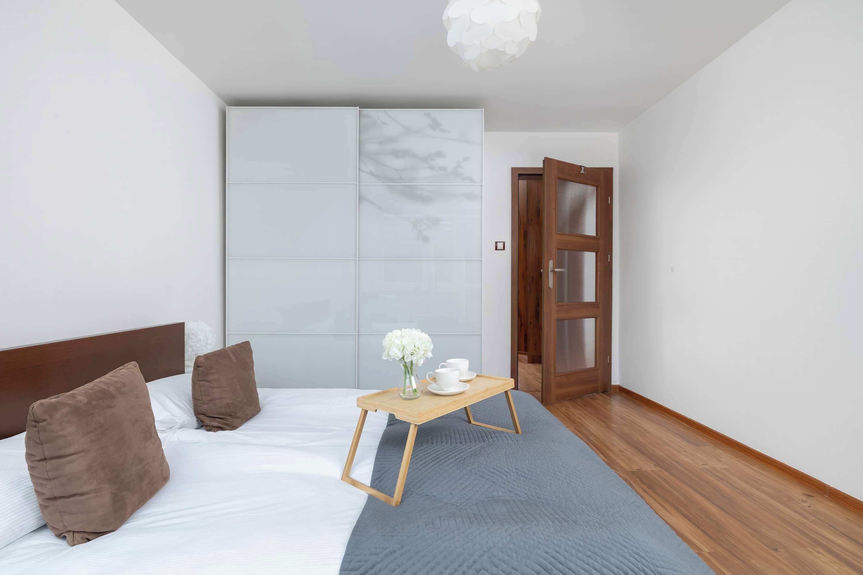 Desk, iron/ironing board, travel crib, WiFi