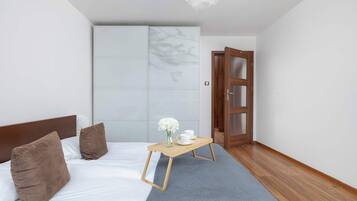 Desk, iron/ironing board, travel crib, WiFi