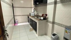 Interior - Cozy, Spotlessly Clean & Beautifully Appointed Luxury Apartment (Centre Region)
