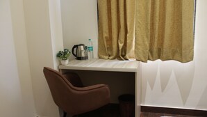 Ảnh chưa phân loại, 2 trong số 27 ảnh, nút