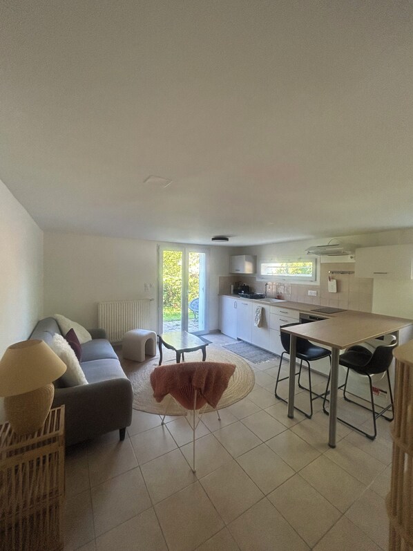 Living area - Vrbo Property (Brison-Saint-Innocent)