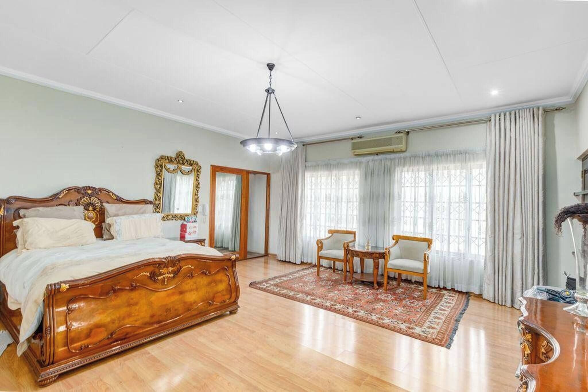 House, 4 Bedrooms, Patio