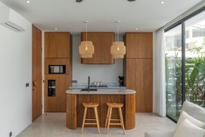 Villa, Pool View | Dining room - Villa Ara (Cemagi )