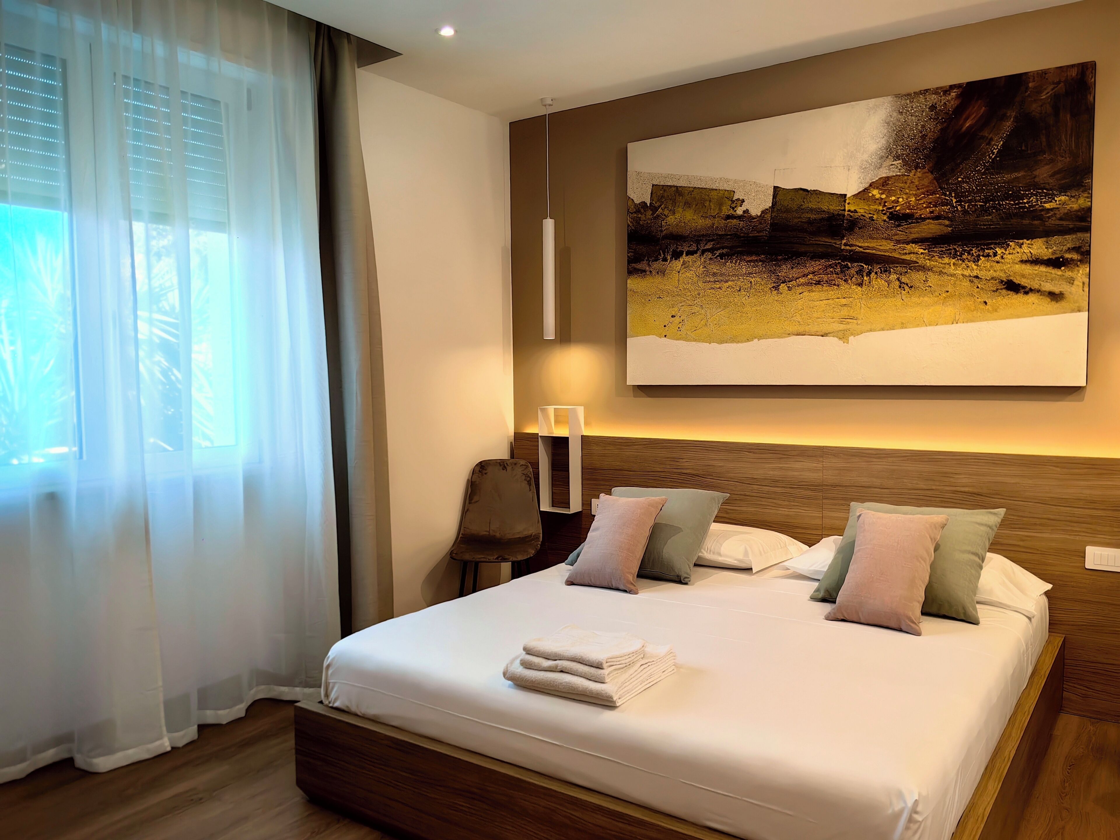 Comfort Room, Private Bathroom | In-room safe, WiFi (free)