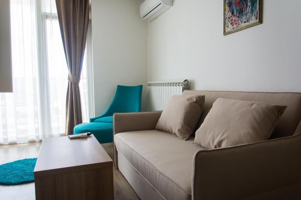 Family Apartment, Balcony, City View | Living area