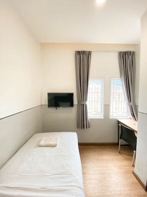 Habitación individual estándar | Escritorio, espacio para trabajar con un portátil, wifi gratis