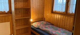 Chalet Gerbera Appartement/Fewo, Bad, WC 5-Bettwohnung by Interhome