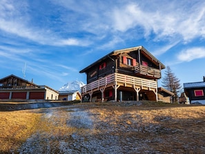 Exterior - Chalet Alphütte Appartement/Fewo, Dusche, WC 4-Bettwohnung Dachgeschoss by Interhome (Rosswald)