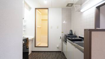 Standard Twin Room | Private kitchen