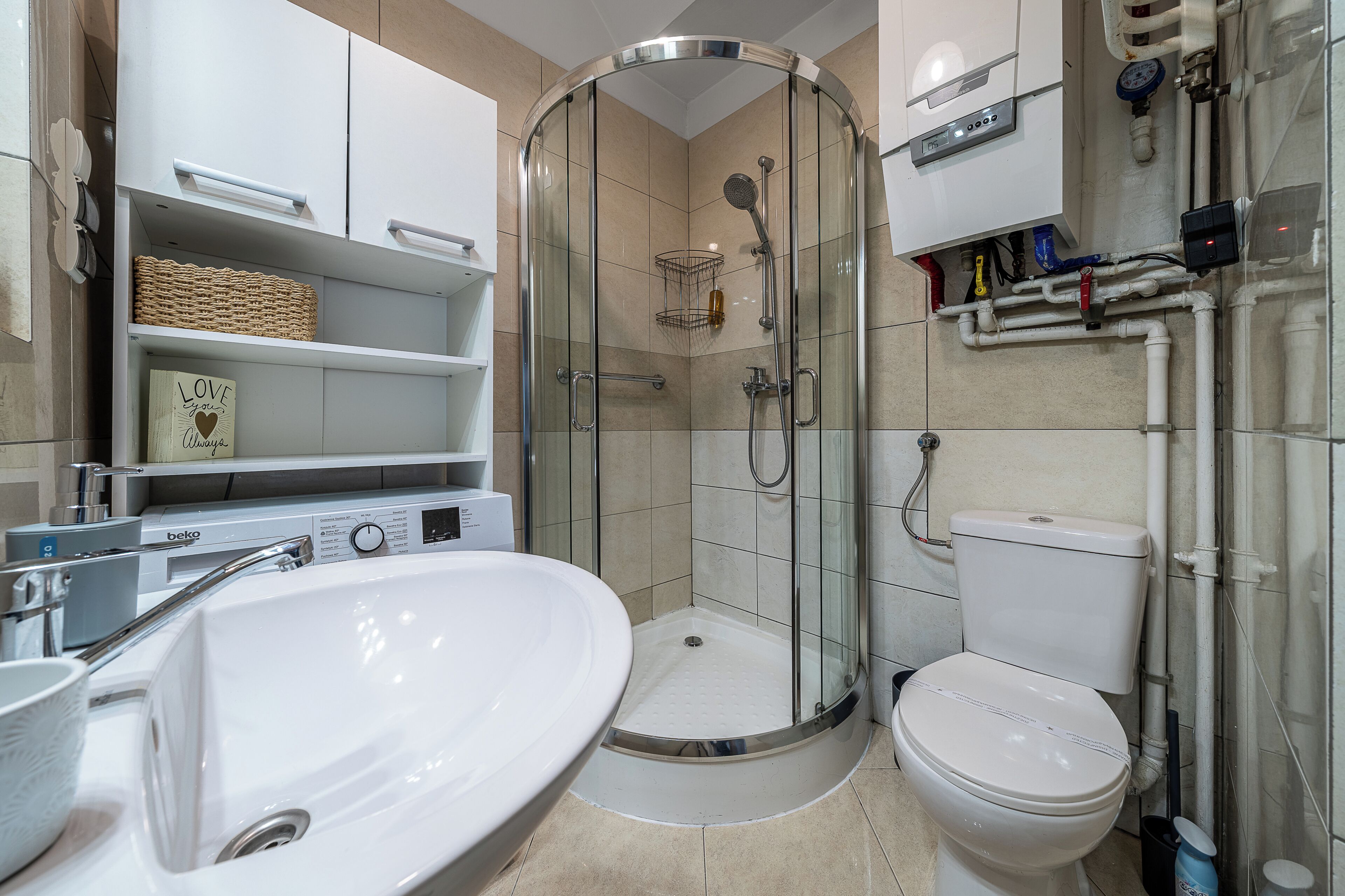 Apartment | Bathroom