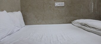 Srivari Lodge