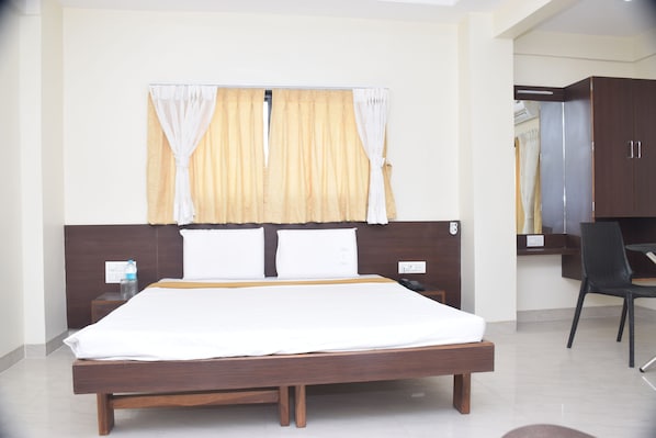 Standard Room - Hotel Shivneri Durvankur Lodge (Latur)