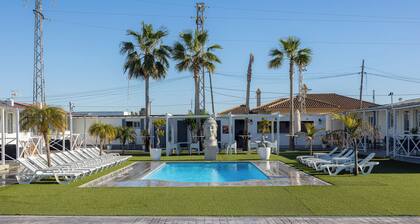Bungalow on the Costa de la Luz, near the beach and downtown, quiet,