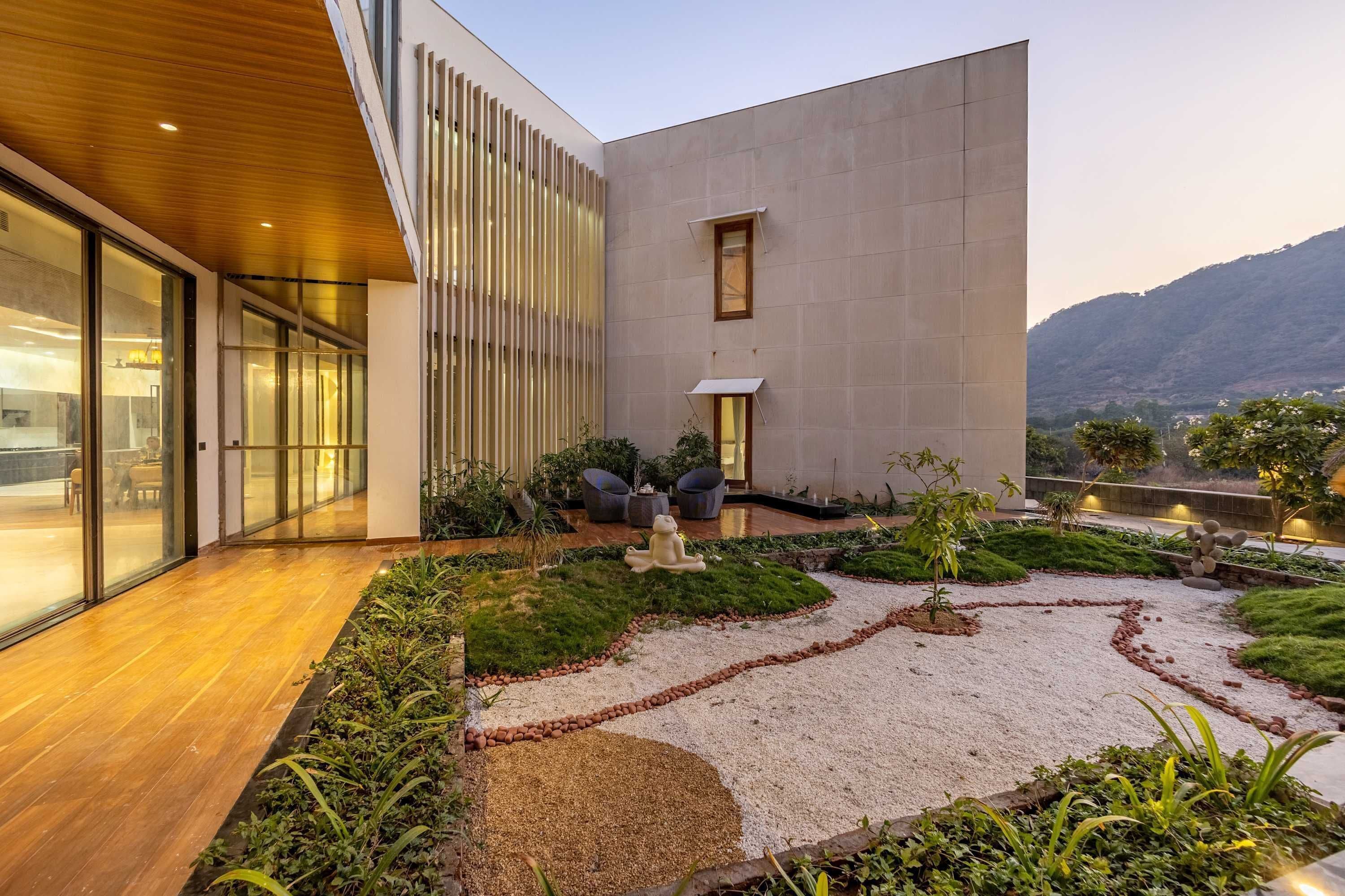 House, Smoking | 5 bedrooms, high-speed internet
