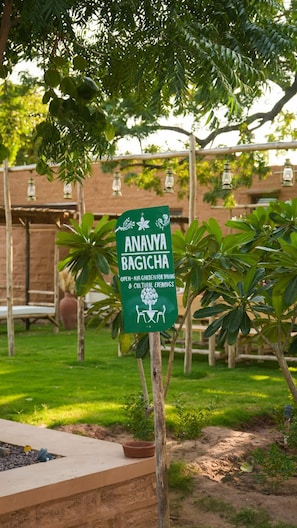 House, Smoking | 3 bedrooms - Anavya- 3BR Chilli Farm Villa Near Jodhpur Osian (Tivari)