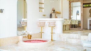Villa Luxe, 1 chambre, balcon, vue piscine | Spa
