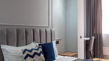 Comfort Apartment, Kitchen | Iron/ironing board, WiFi (free)
