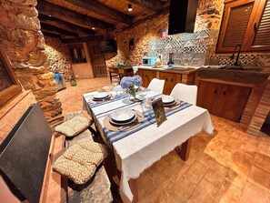 Dining - Vrbo Property (Morla de la Valdería)