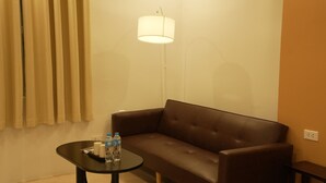 Living area - Villi Old Quarter Homestay (Hanoi)