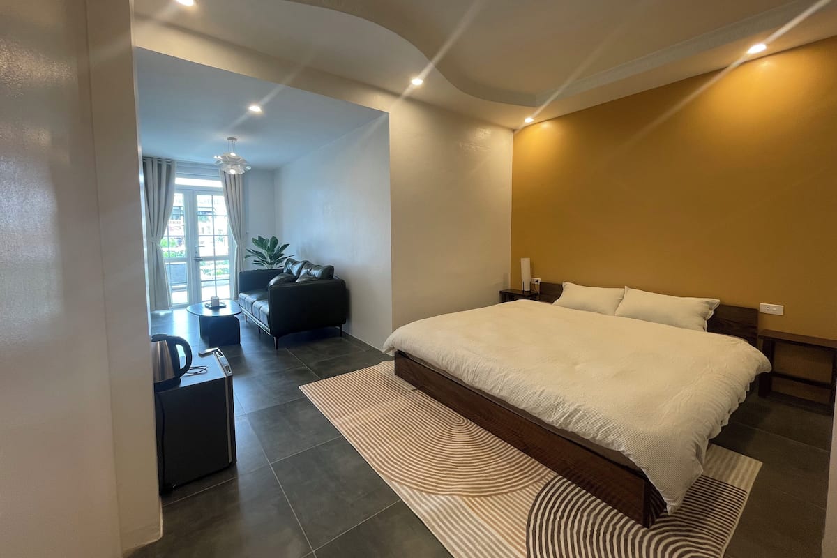 Premium Room, City View