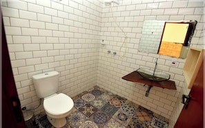 Triple Room | Bathroom - Pousada Mixirica (Paraty)