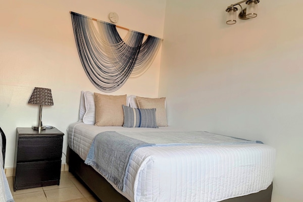 Queen size bed