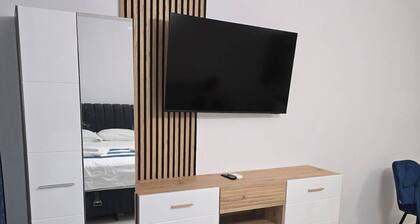 Costinești, 50 m to Nibiru, AC, wifi, tv, fully equipped kitchen, sea view