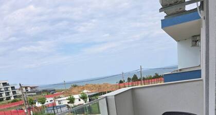 Costinești, 50 m to Nibiru, AC, wifi, tv, fully equipped kitchen, sea view