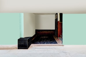 Interior - Collection O Prahlad Nagar Road (Ahmedabad)