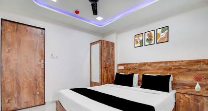 Collection O Prahlad Nagar Road